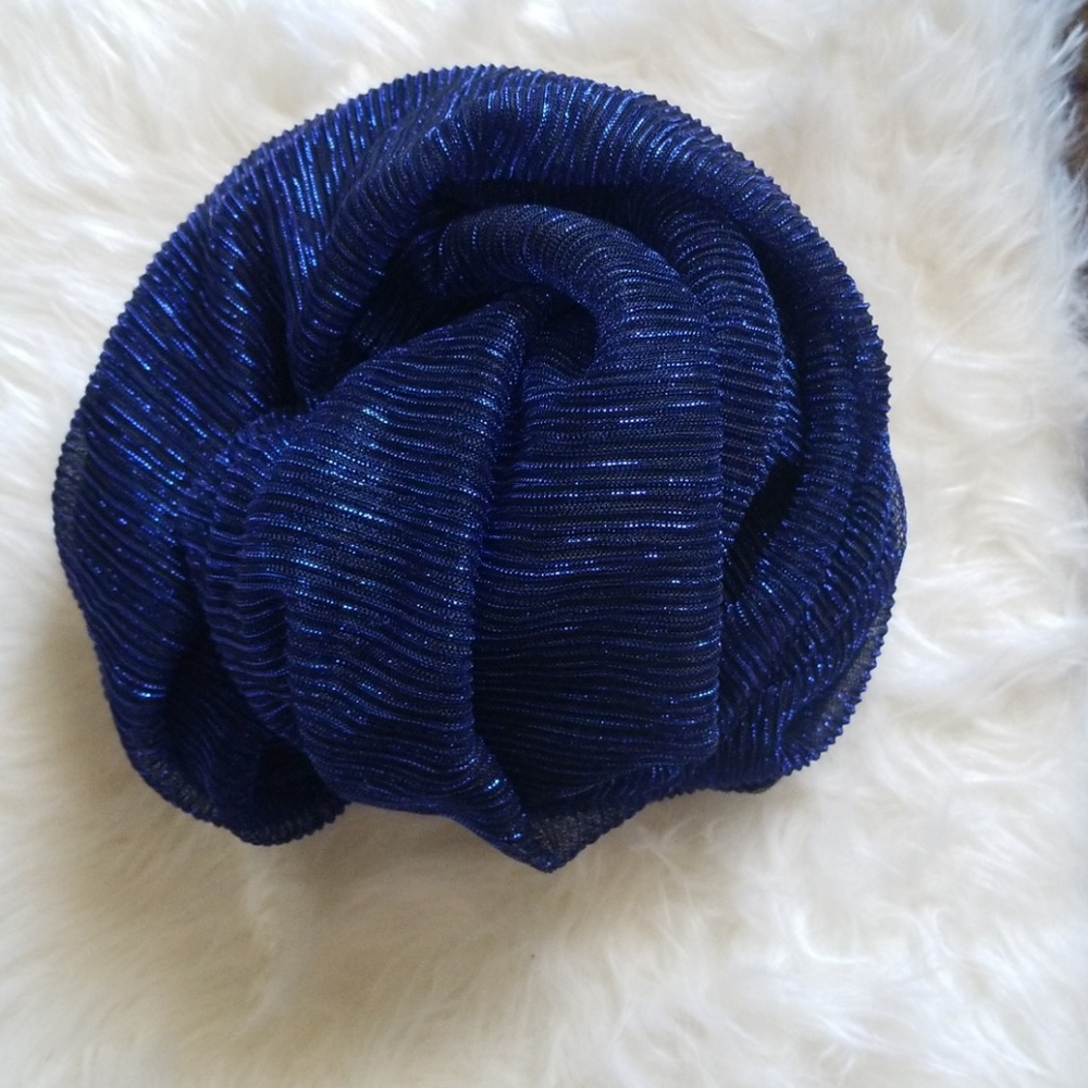 Shimmiry scarf
